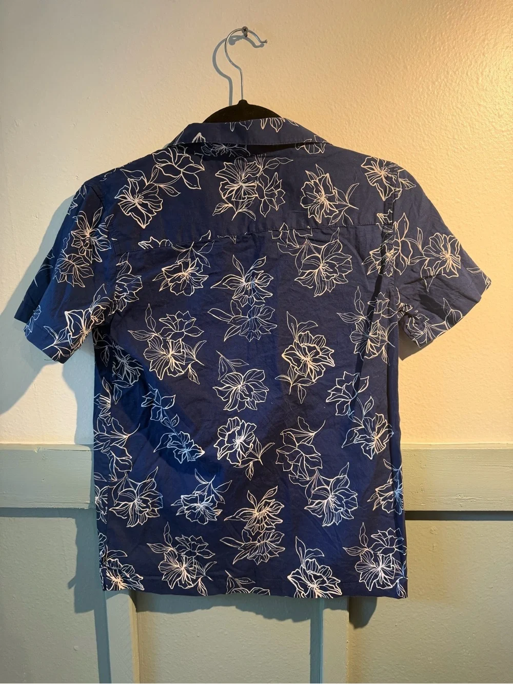 GAP Navy Blue Short-Sleeve Floral Button-Down Shirt